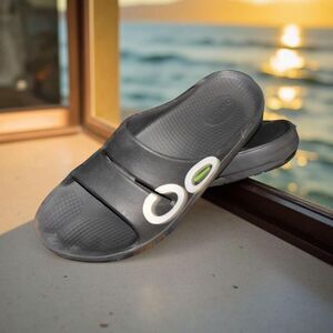 Adult Unisex Oofos OOLALA Matte Black Recovery Sandals Size W 11 M 9